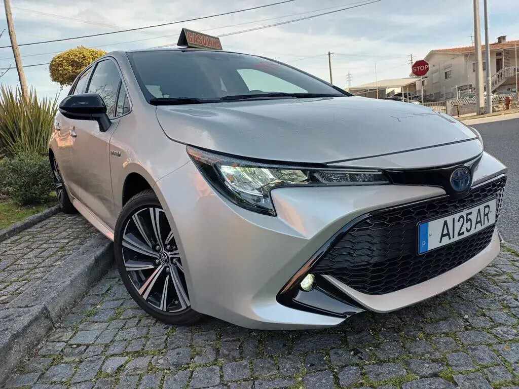 toyota-corolla-2021-hibrido-a-gasolina-1798cc