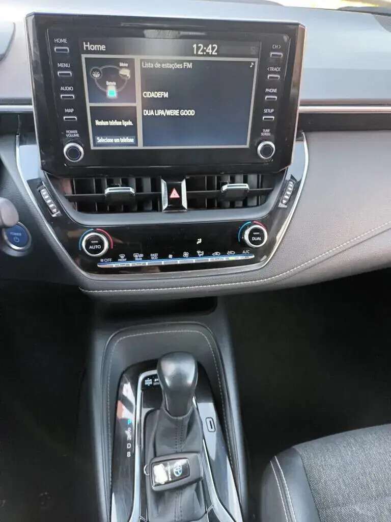 toyota-corolla-2021-hibrido-a-gasolina-1798cc