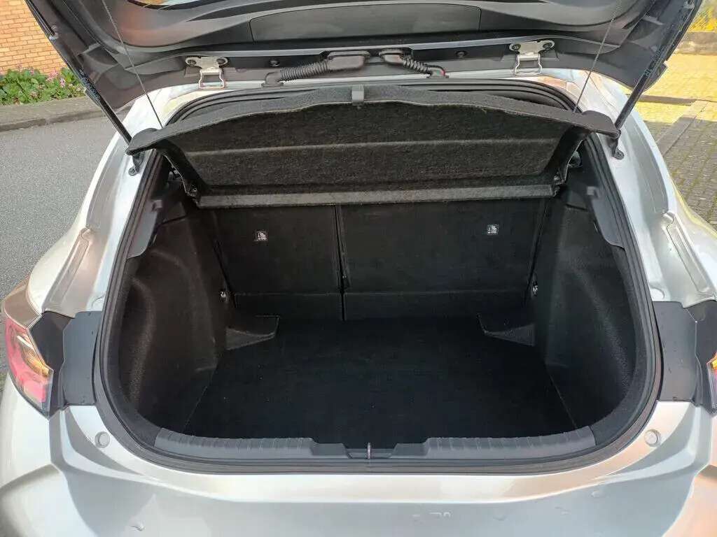 toyota-corolla-2021-hibrido-a-gasolina-1798cc