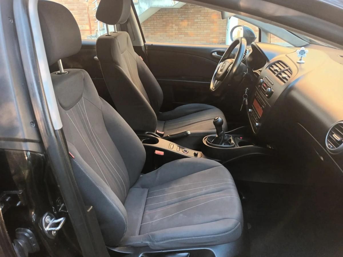 seat-leon-2011-diesel-1598cc