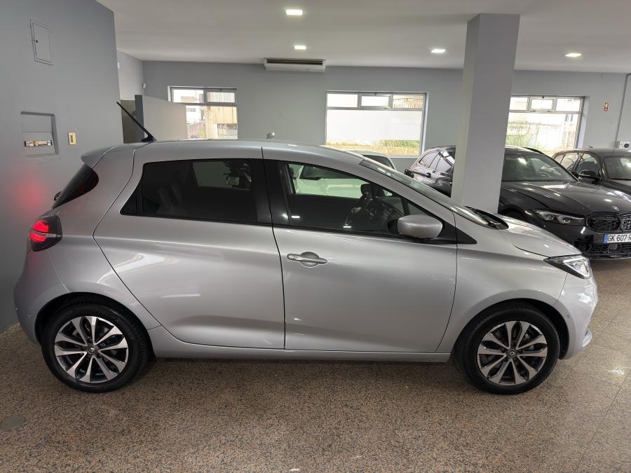 renault-zoe-2021-eletrico-0cc