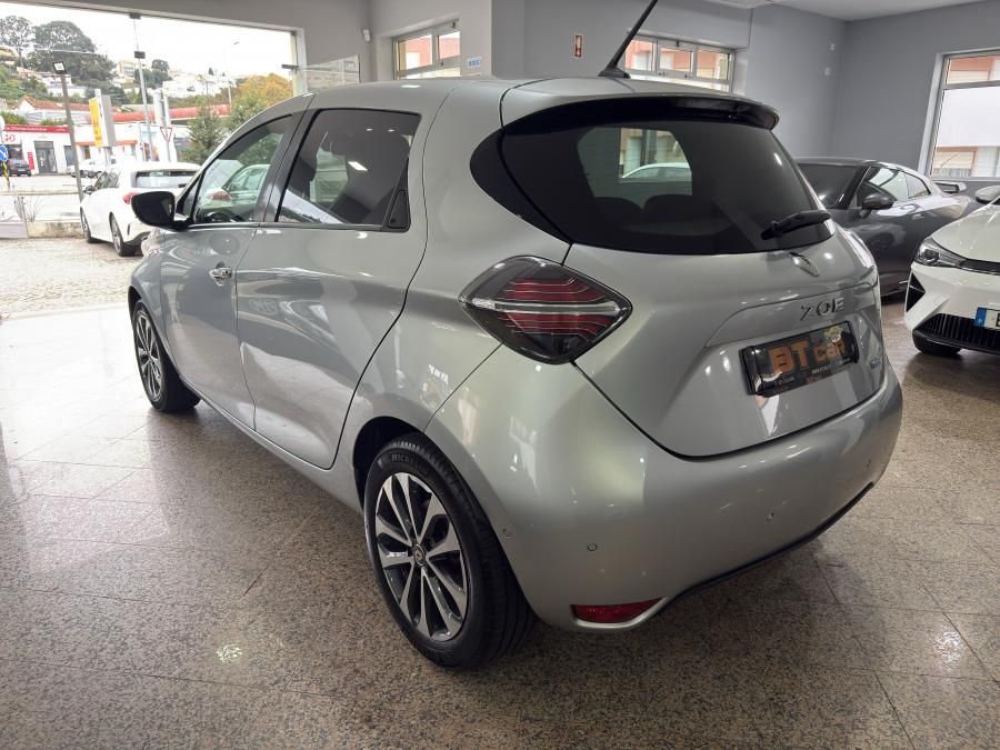 renault-zoe-2021-eletrico-0cc