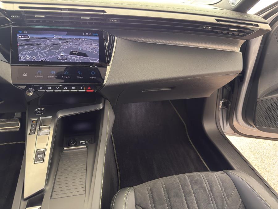 peugeot-308-sw-2023-hibrido-a-gasolina-1598cc