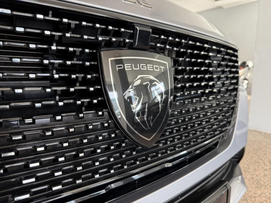 peugeot-308-sw-2023-hibrido-a-gasolina-1598cc