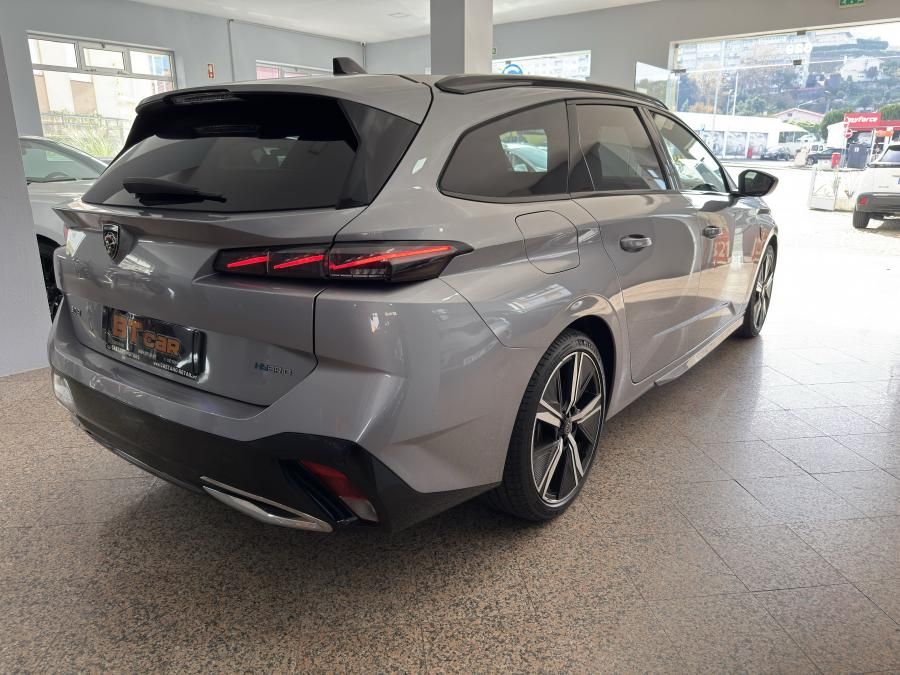 peugeot-308-sw-2023-hibrido-a-gasolina-1598cc
