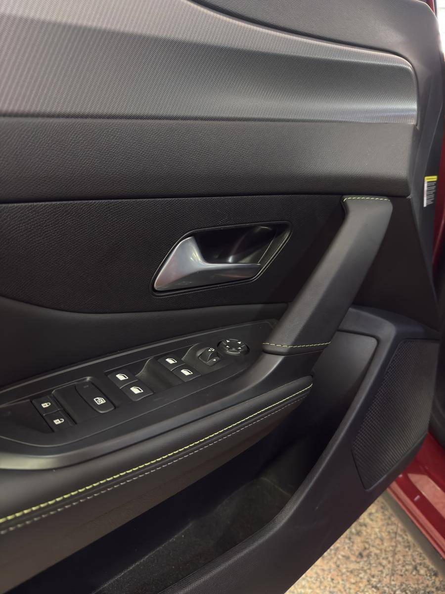 peugeot-408-2024-hibrido-a-gasolina-1598cc