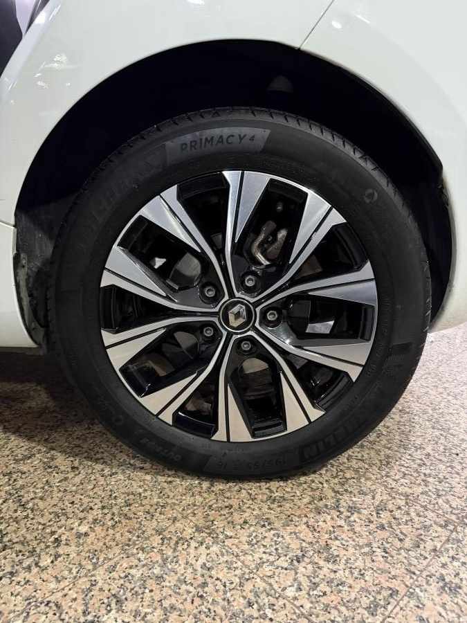 renault-zoe-2022-eletrico-0cc