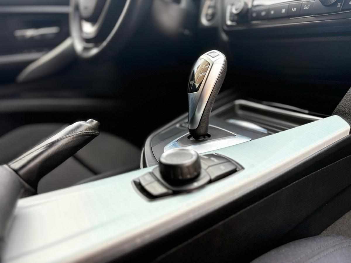 bmw-serie-3-318d-2014-diesel-1995cc