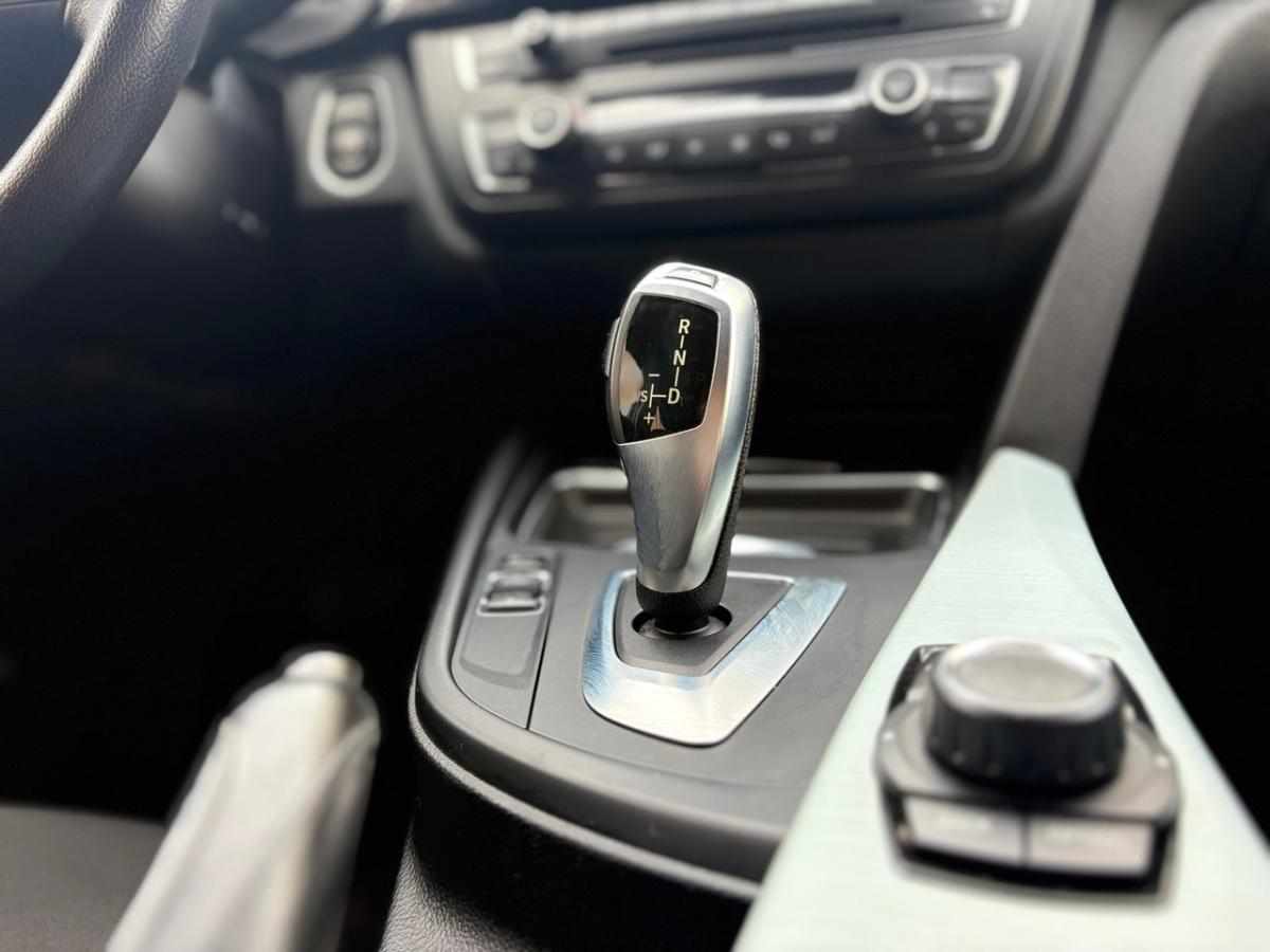 bmw-serie-3-318d-2014-diesel-1995cc