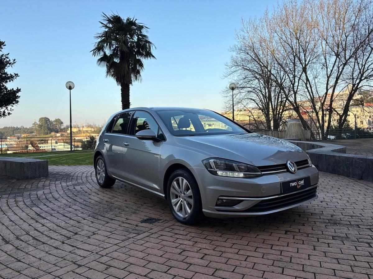 volkswagen-golf-1-6-tdi-bluemotion-2020-diesel-1598cc