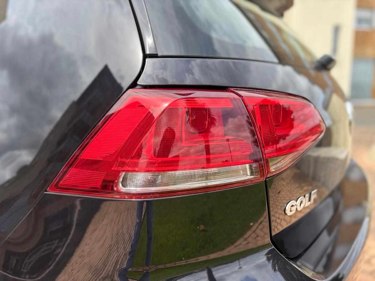 volkswagen-golf-1-6-tdi-bluemotion-2015-diesel-1598cc