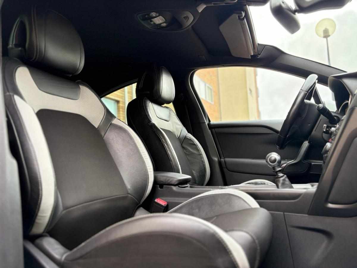 citroen-ds4-1-6-114cv-2014-diesel-1560cc