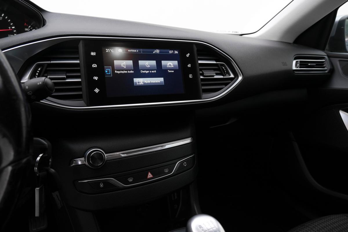 peugeot-308-2017-diesel-1499cc
