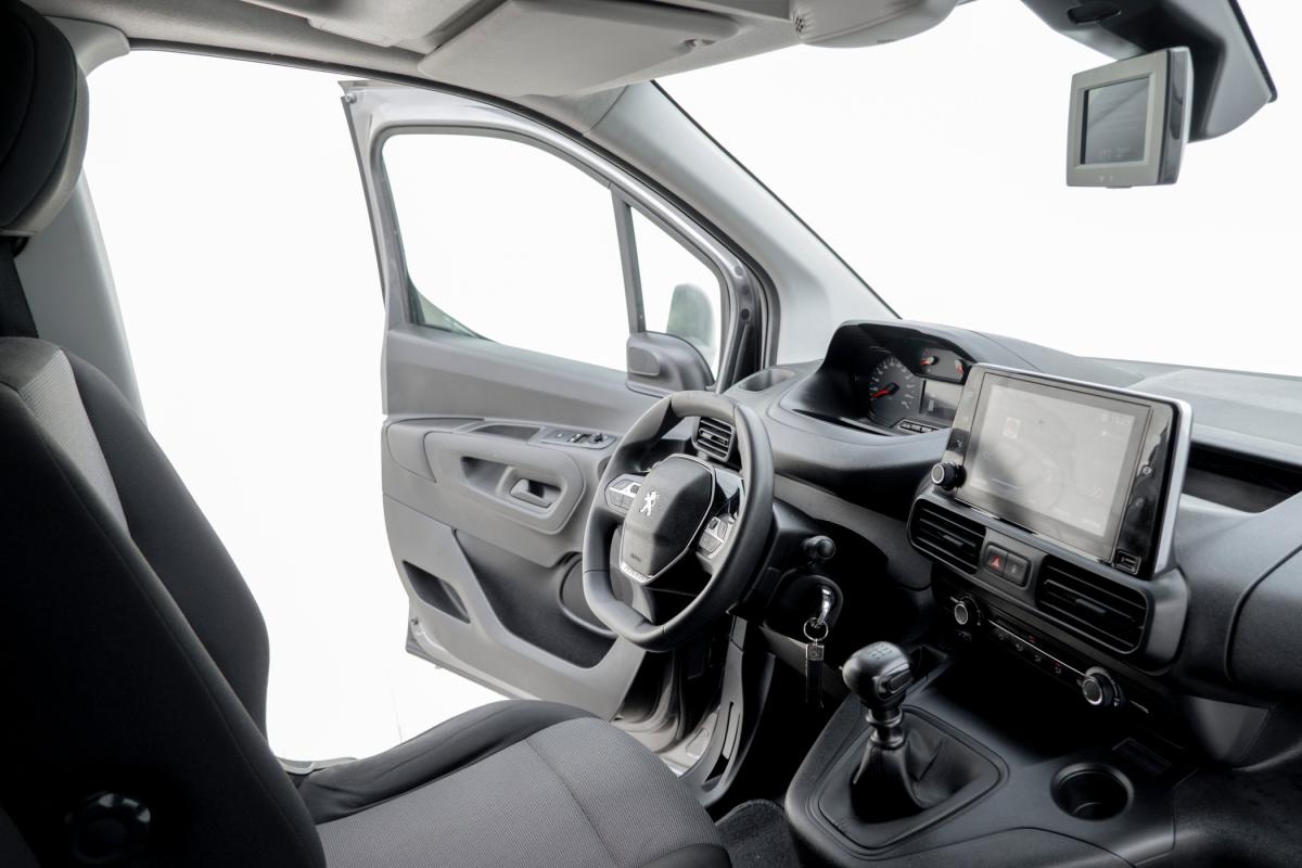 peugeot-partner-2019-diesel-1499cc