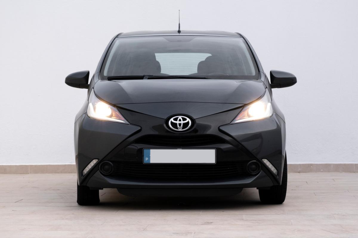toyota-aygo-2018-gasolina-998cc