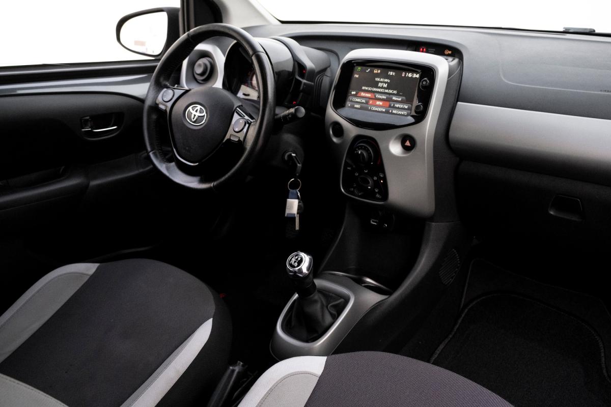 toyota-aygo-2018-gasolina-998cc