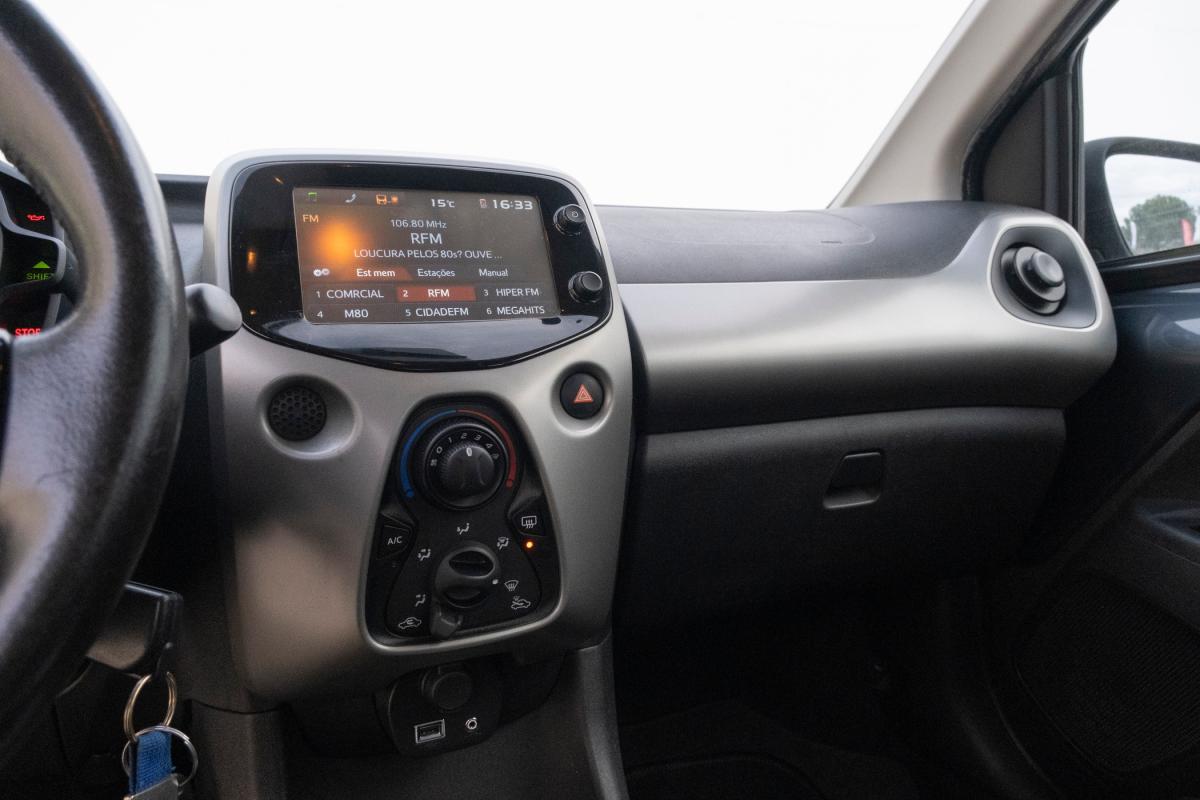 toyota-aygo-2018-gasolina-998cc