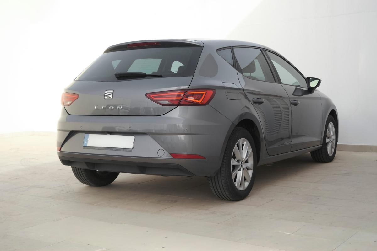 seat-leon-2018-diesel-1598cc
