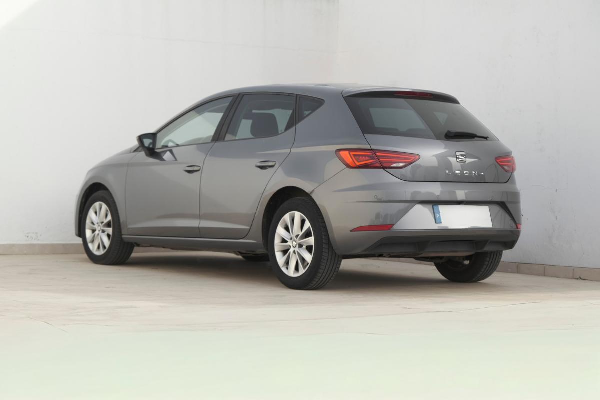 seat-leon-2018-diesel-1598cc