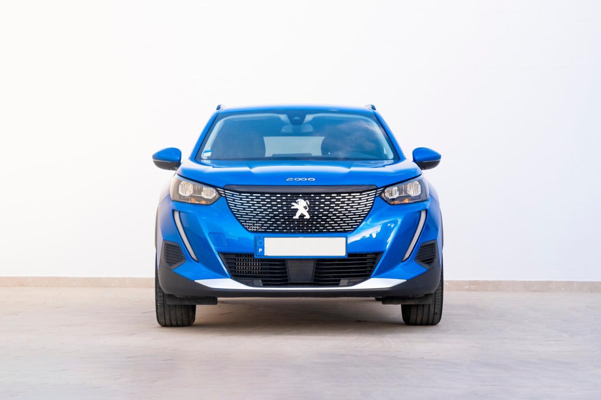 peugeot-2008-2021-diesel-1499cc