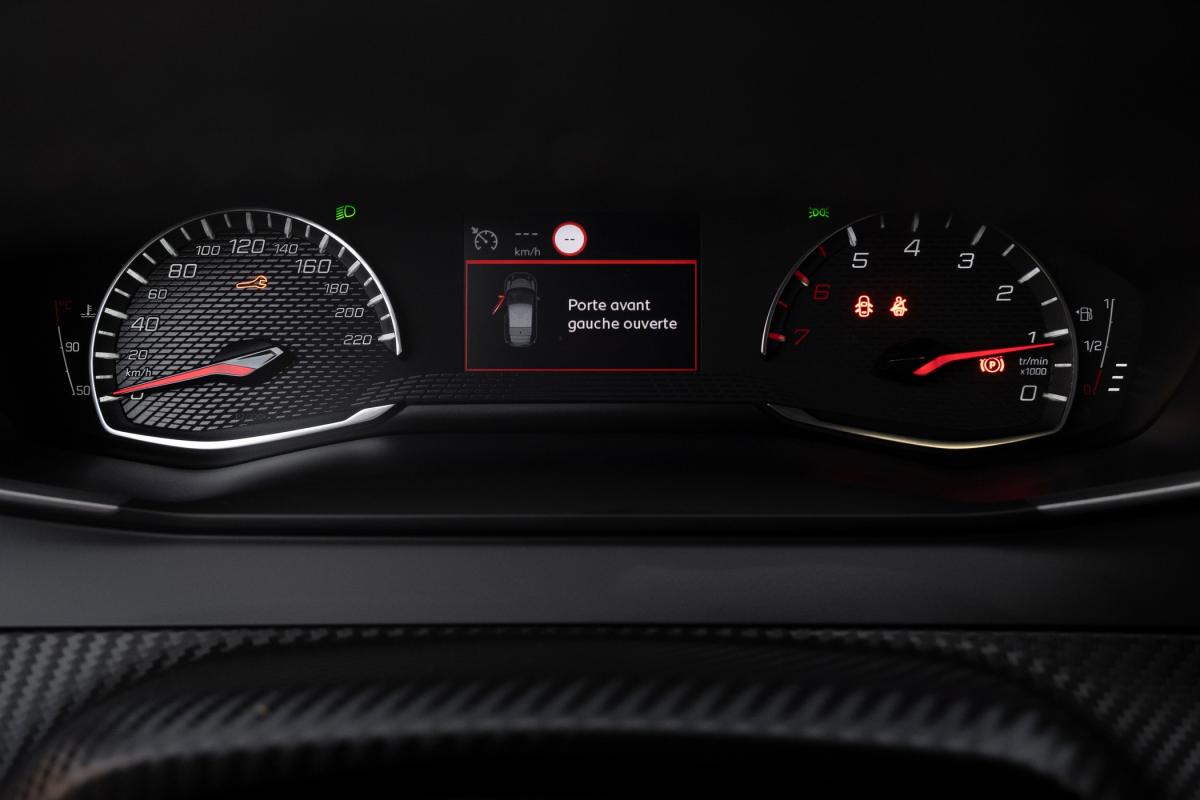 peugeot-2008-2021-diesel-1499cc