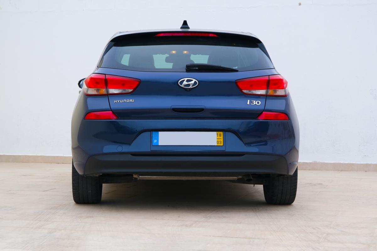 hyundai-i30-2018-diesel-1598cc