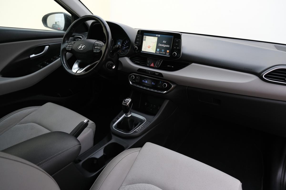 hyundai-i30-2018-diesel-1598cc
