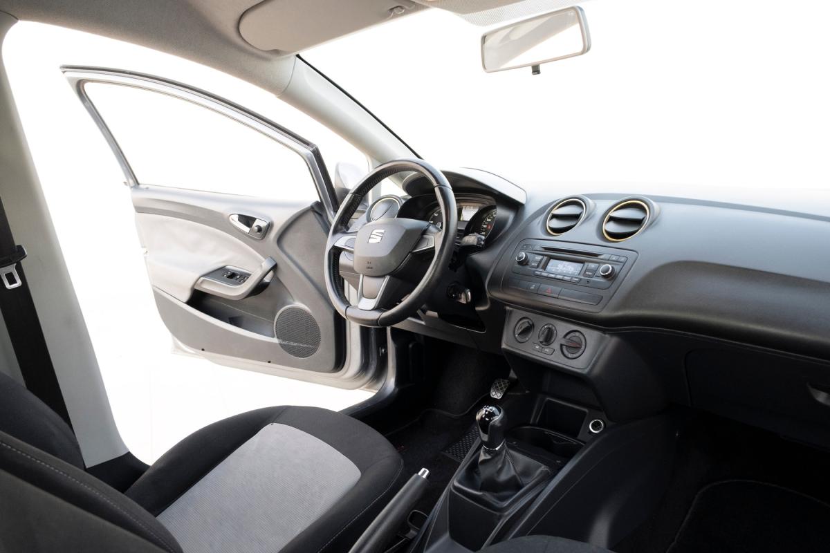 seat-ibiza-2015-gasolina-999cc