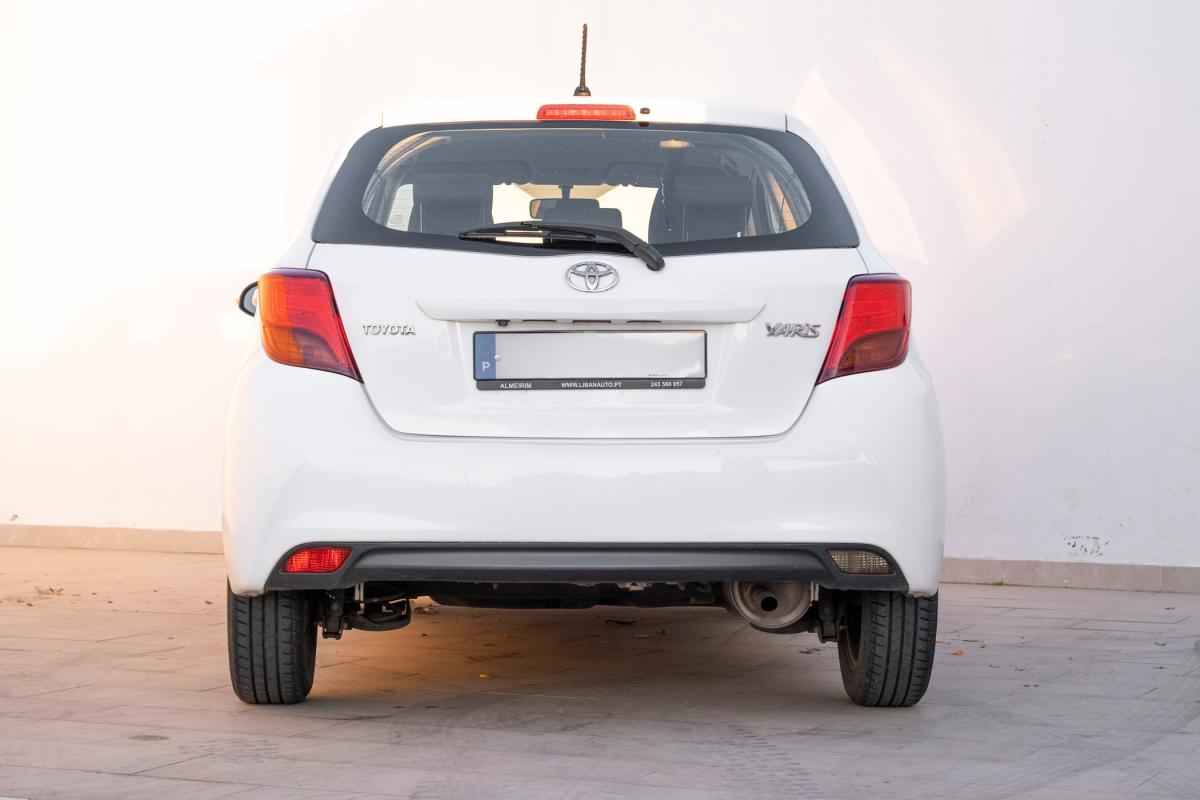 toyota-yaris-2016-gasolina-998cc