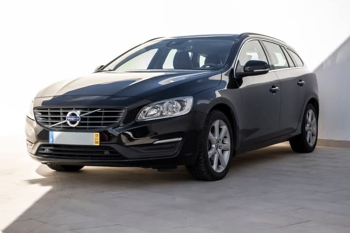 volvo-v60-2017-diesel-1969cc