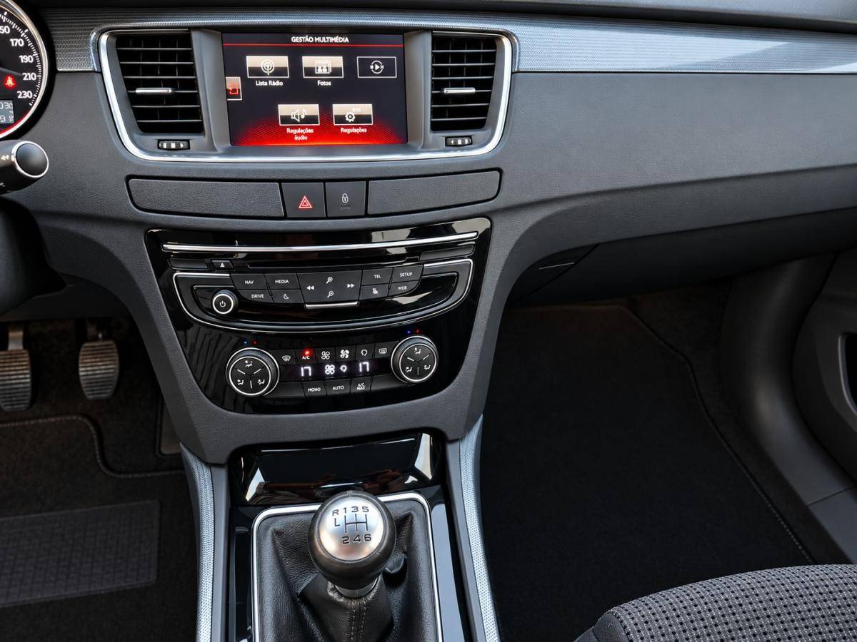 peugeot-508-sw-2020-diesel-1560cc