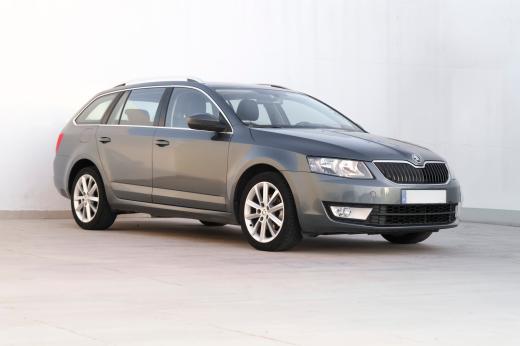 skoda-octavia-2015-diesel-1598cc