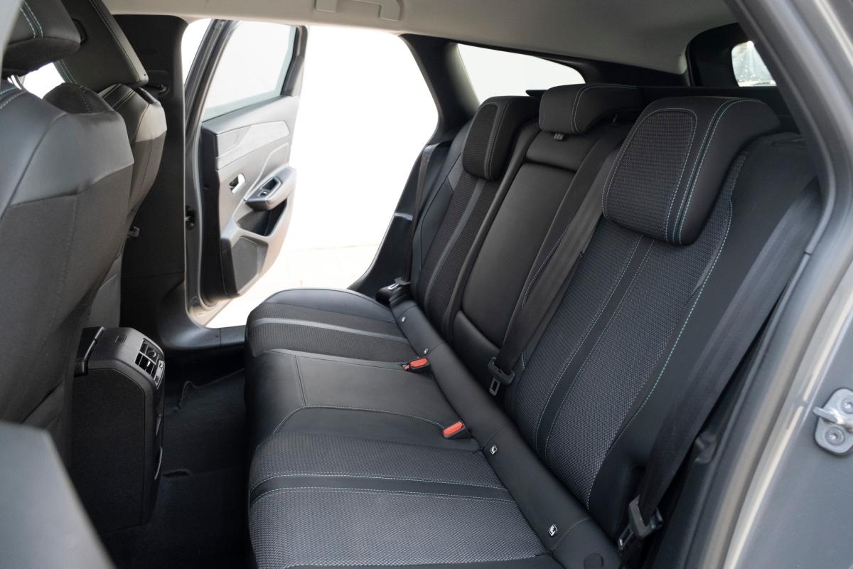 peugeot-308-sw-2024-diesel-1499cc