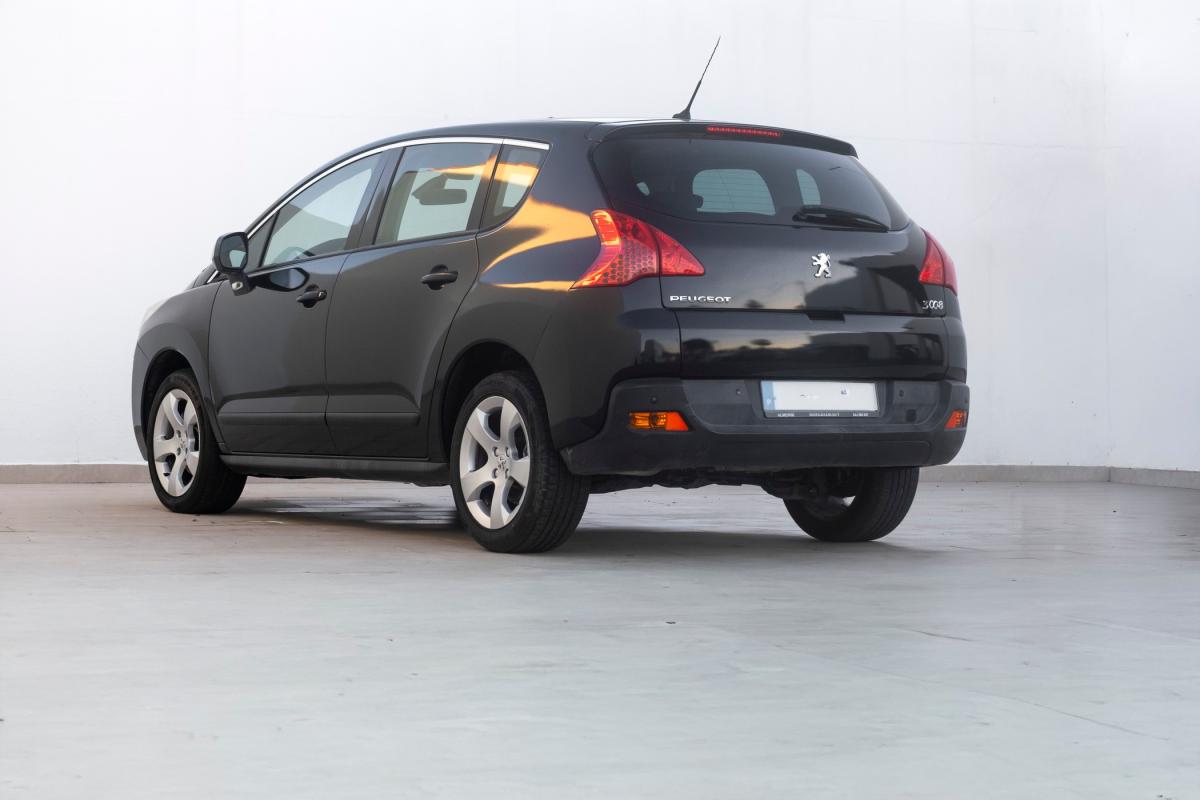 peugeot-3008-2011-diesel-1560cc
