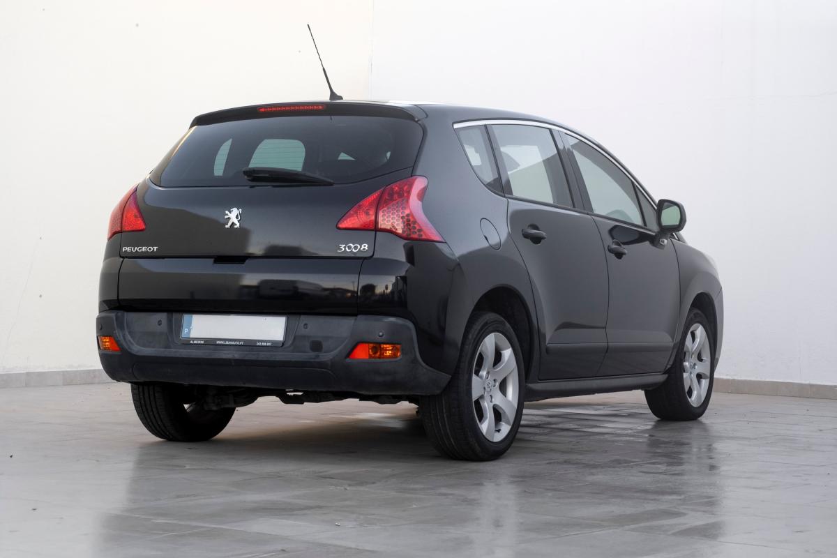 peugeot-3008-2011-diesel-1560cc
