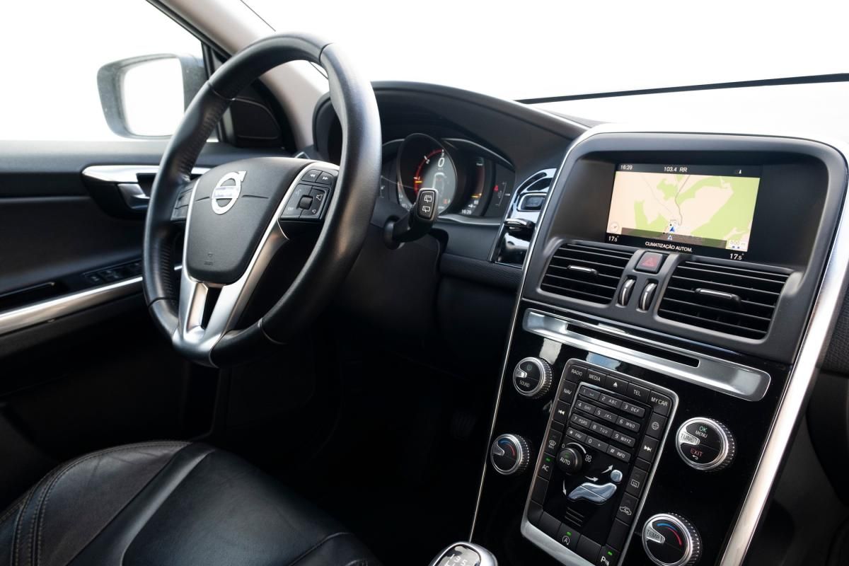 volvo-xc-60-2017-diesel-1969cc