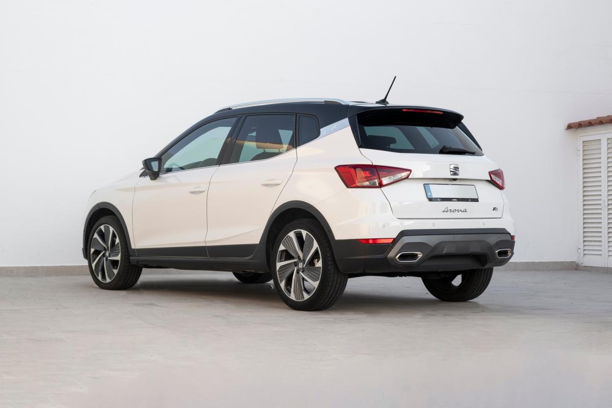 seat-arona-2023-gasolina-999cc
