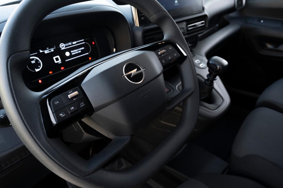 opel-combo-2026-diesel-1499cc