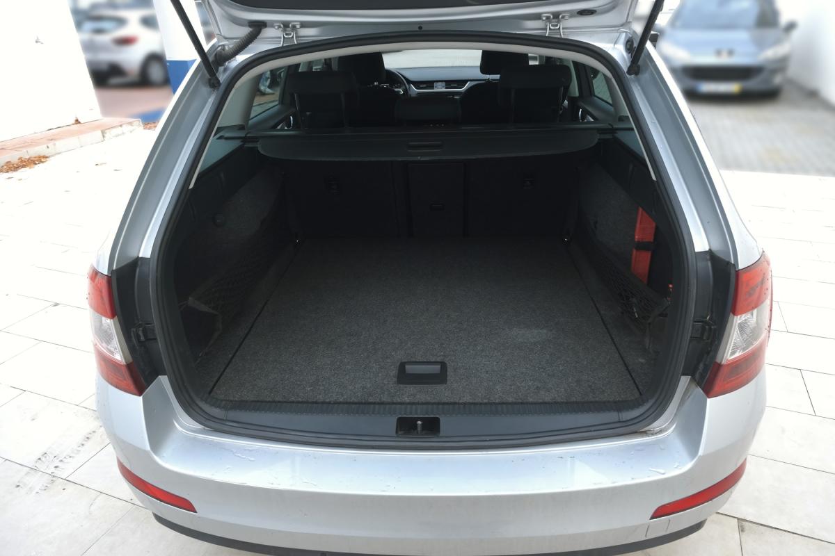 skoda-octavia-2015-diesel-1598cc
