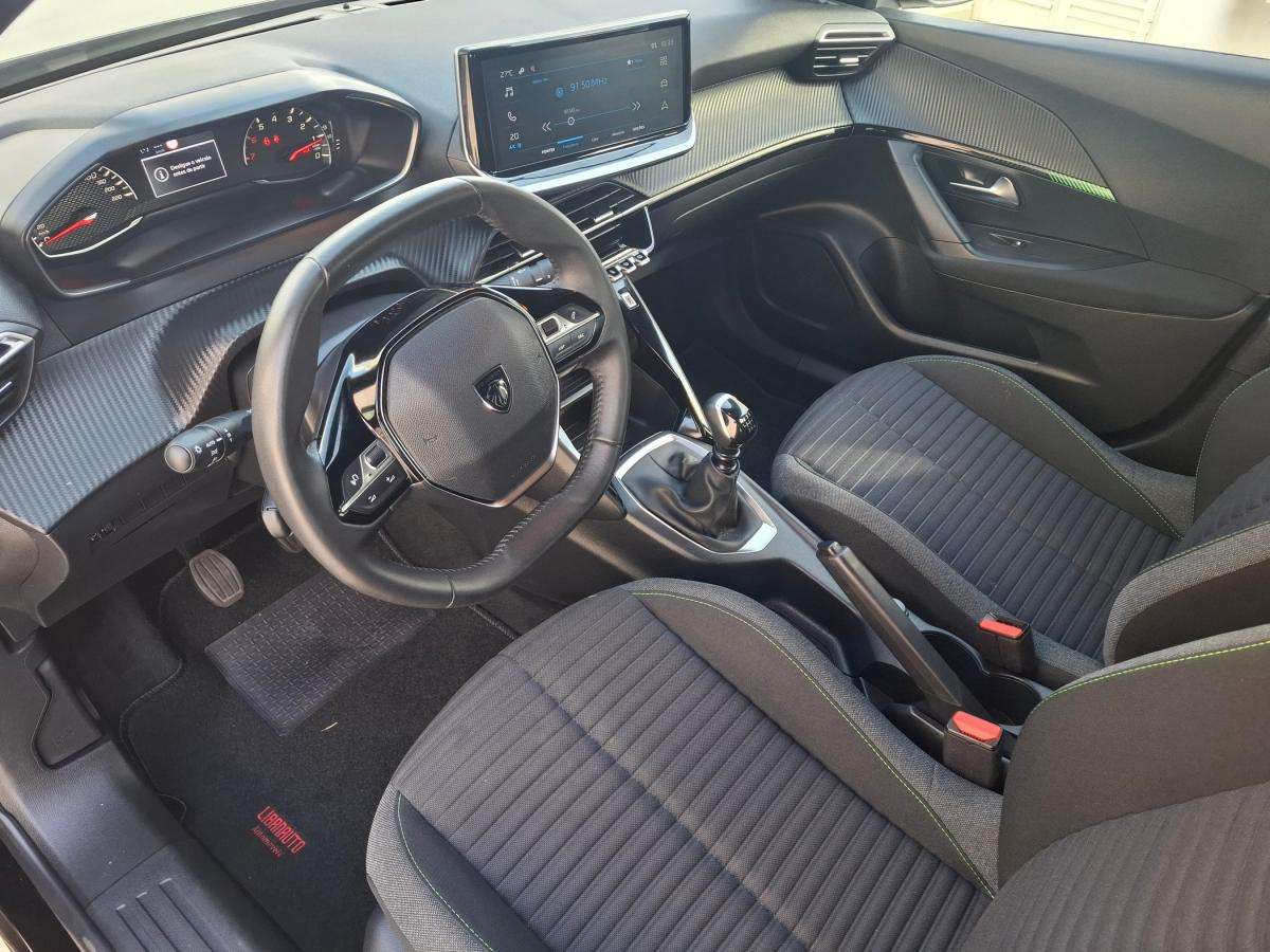 peugeot-2008-2024-gasolina-1199cc
