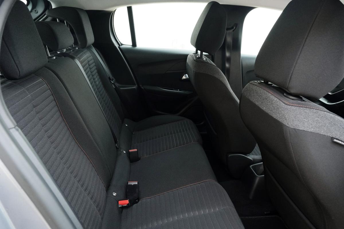 peugeot-208-2021-diesel-1499cc