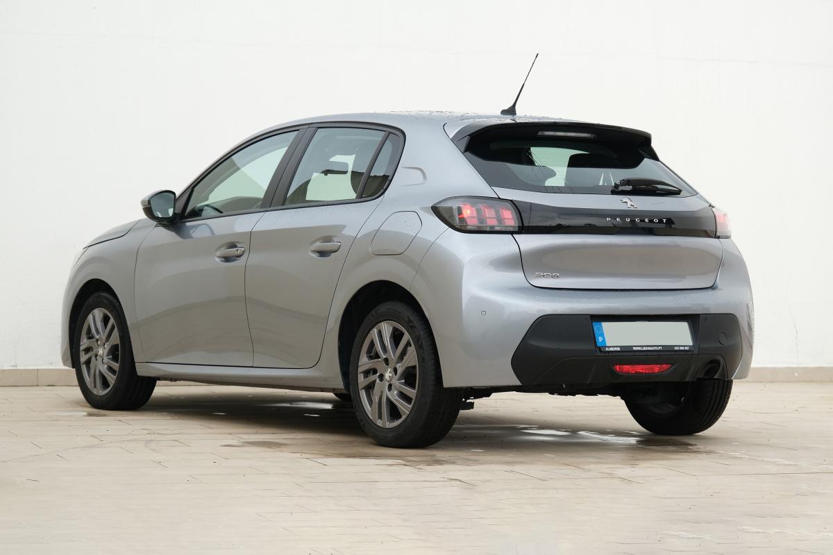 peugeot-208-2021-diesel-1499cc