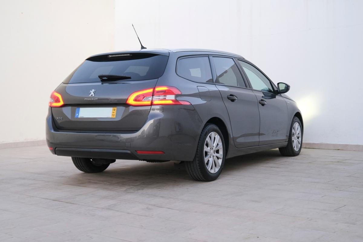 peugeot-308-sw-2018-diesel-1499cc
