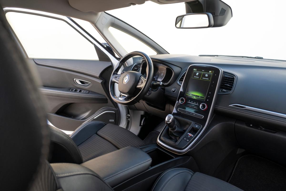 renault-grand-scenic-2023-gasolina-1332cc