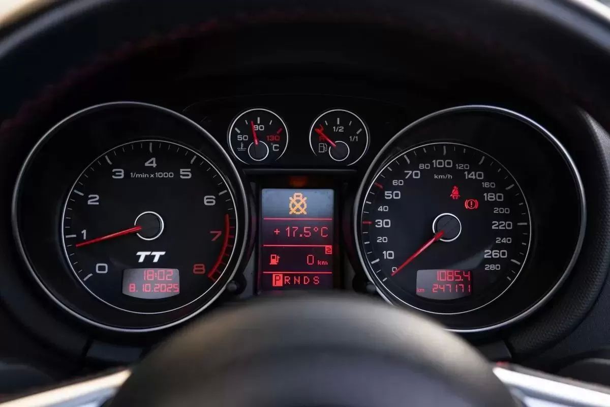audi-tt-2008-gasolina-1984cc
