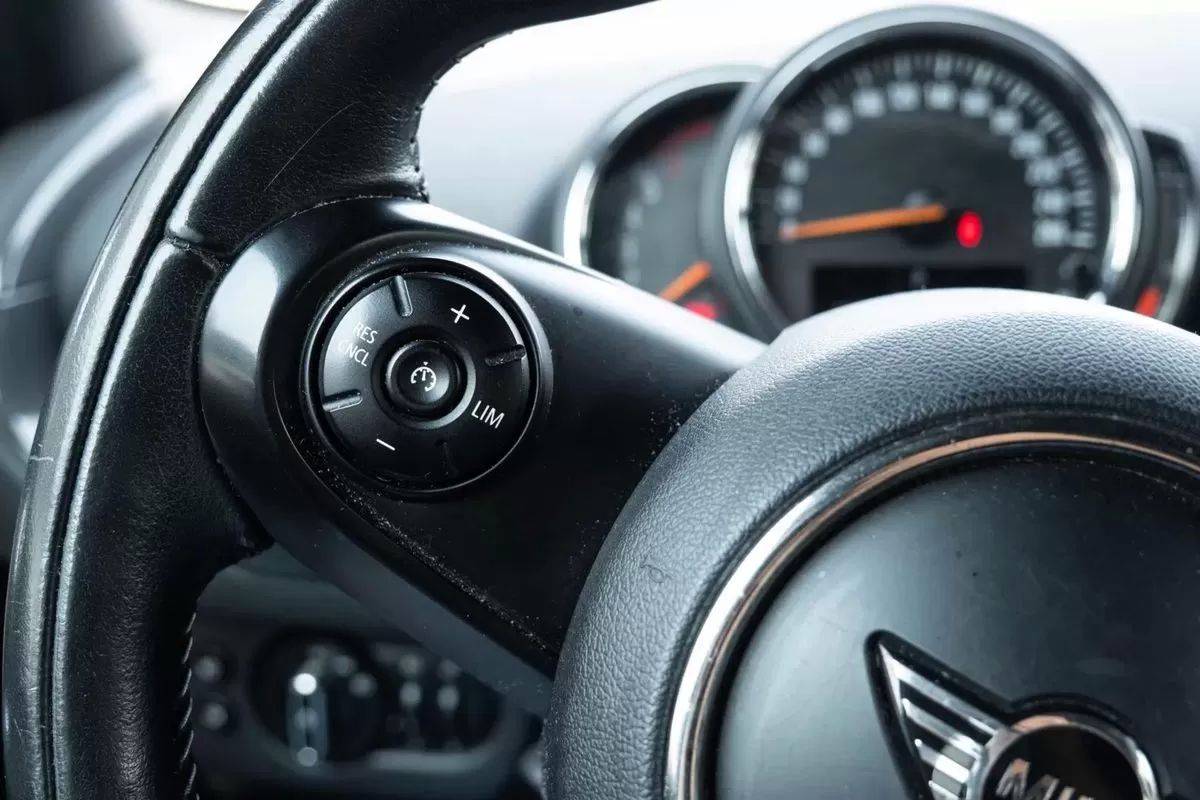 mini-clubman-2018-diesel-1496cc