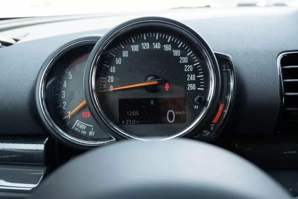 mini-clubman-2018-diesel-1496cc