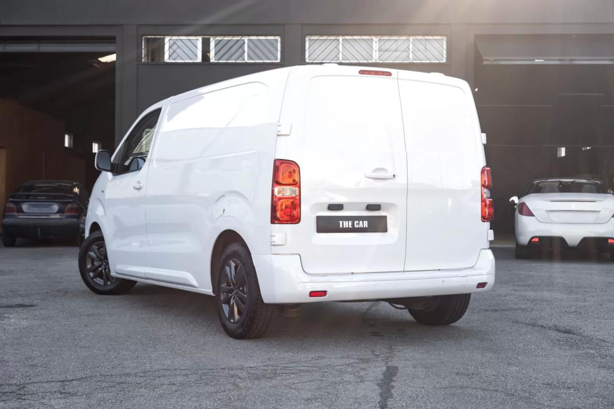 citroen-jumpy-2017-diesel-1998cc