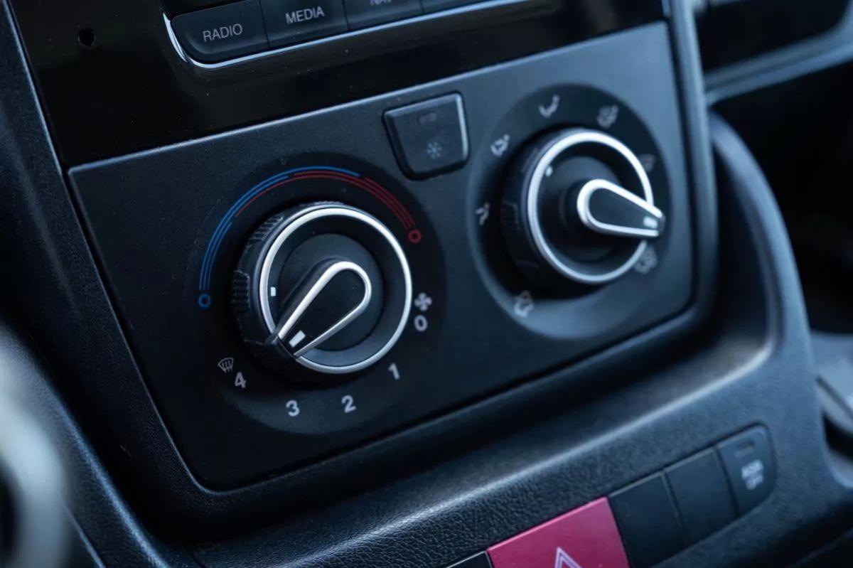 citroen-jumper-2020-diesel-2300cc