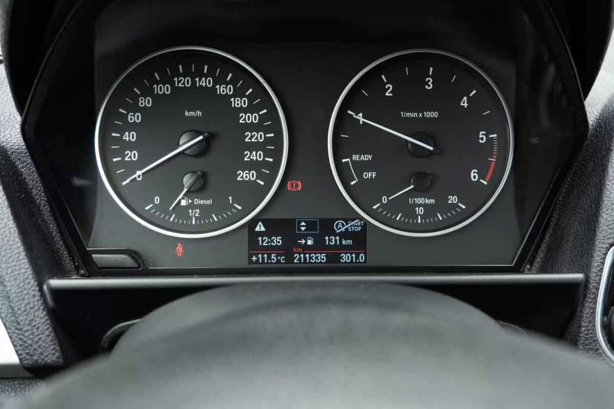 bmw-serie-1-2016-diesel-1496cc